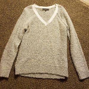 Sanctuary vneck sweater